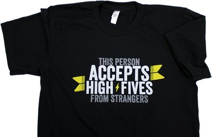 This Person Accepts High Fives From Strangers